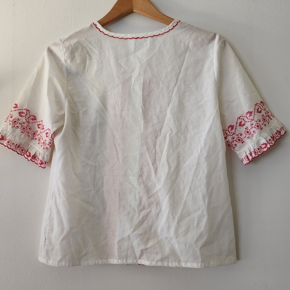 Vintage Gede White Embroidered Floral Botanical Design Button Up Blouse - Picture 2 of 5